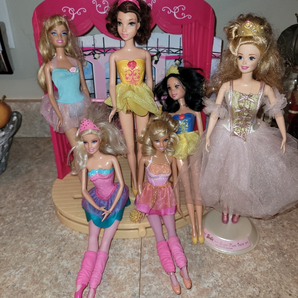 Lot of Ballet Barbie